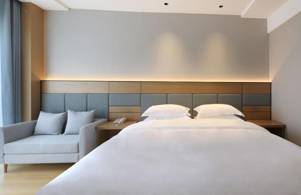 Chengdu Bai Gang International Hotel ภายนอก รูปภาพ